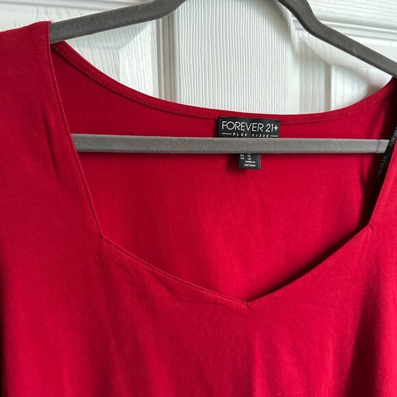 Forever 21 Women's Plus 1x Red Long Sleeve Top Sweetheart Neckline - Picture 3 of 6